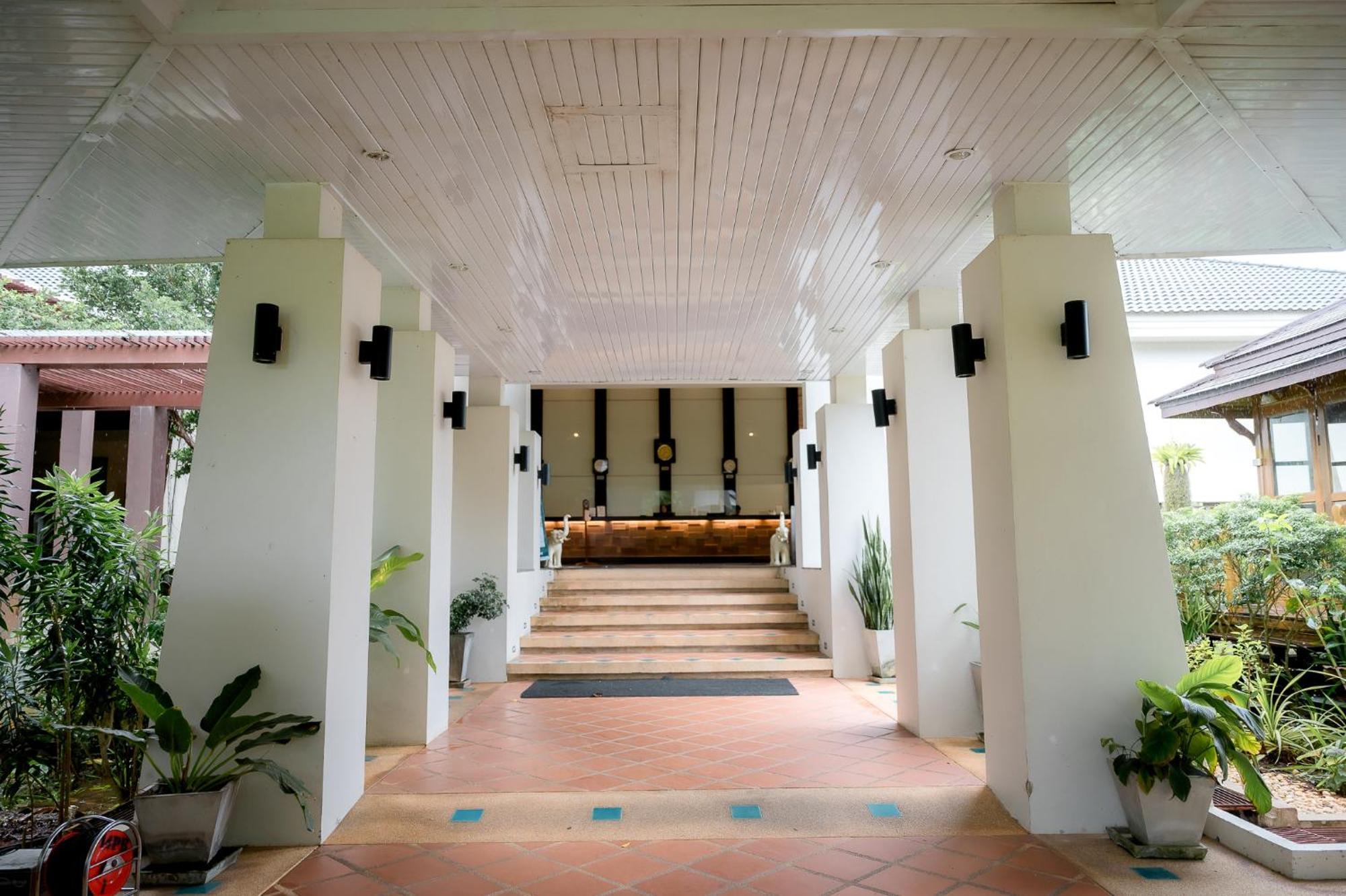 The Nouveau Chumphon Beach Resort And Golf Zewnętrze zdjęcie