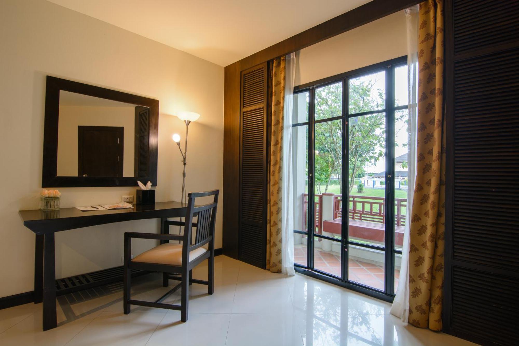 The Nouveau Chumphon Beach Resort And Golf Zewnętrze zdjęcie