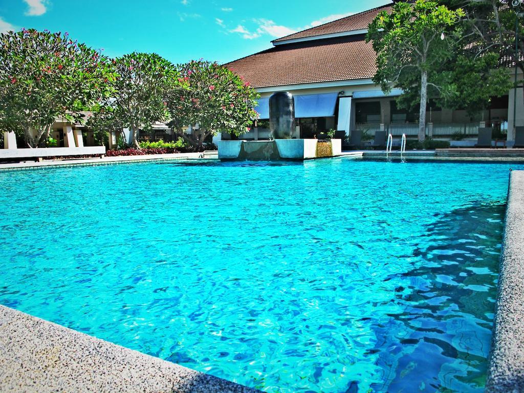 The Nouveau Chumphon Beach Resort And Golf Zewnętrze zdjęcie