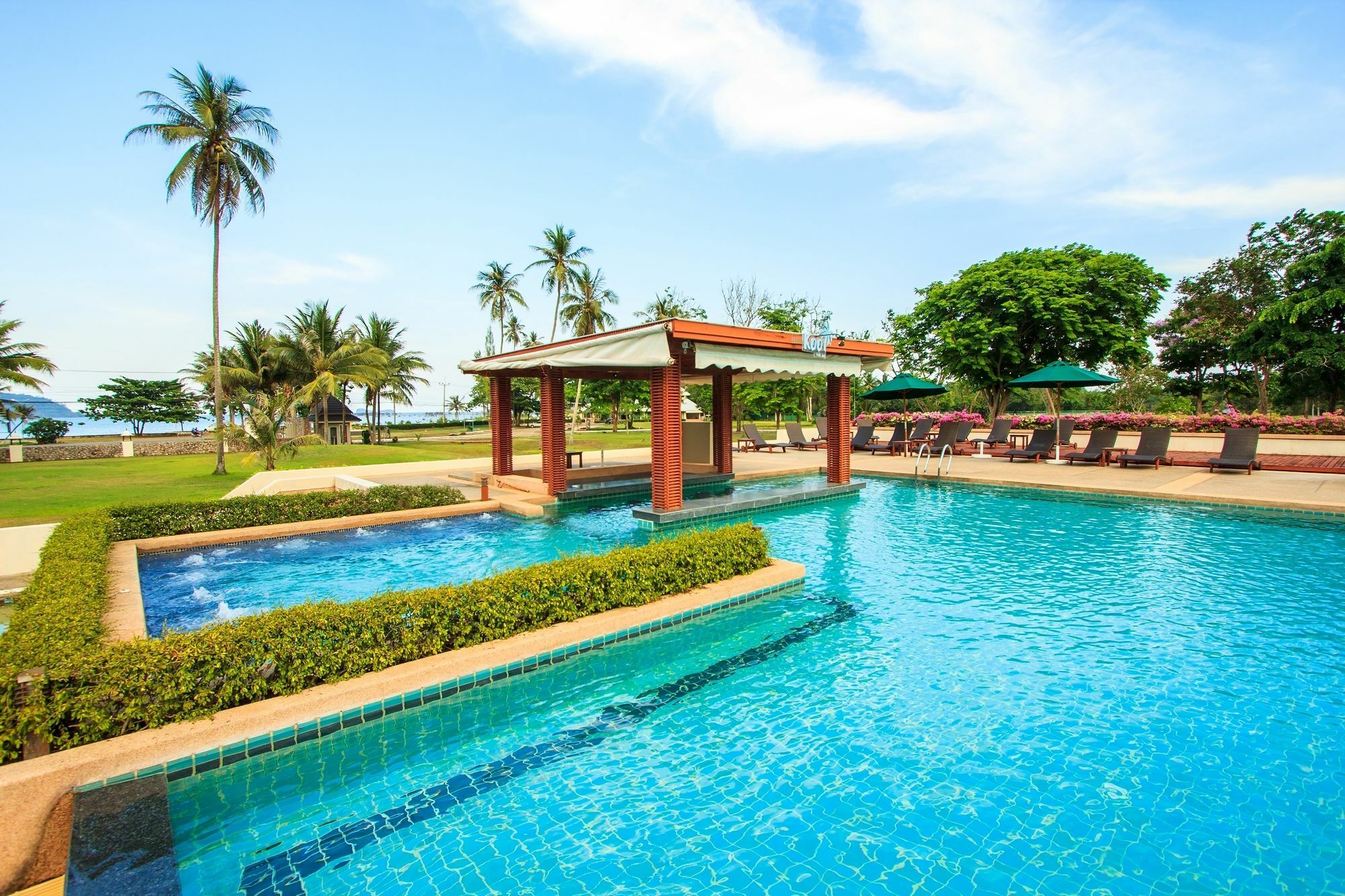The Nouveau Chumphon Beach Resort And Golf Zewnętrze zdjęcie